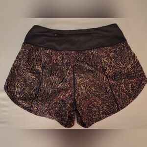 lululemon athletica Gray Waistband Multicolor Speckle Running Shorts Purple